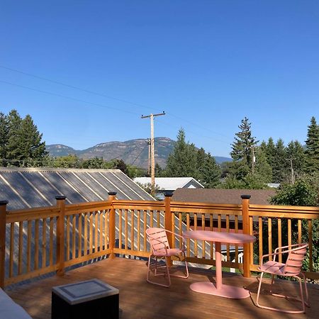 Victorian Guest Getaway-20Mins To Glacier National Park-10Mins To Airport! Columbia Falls Dış mekan fotoğraf
