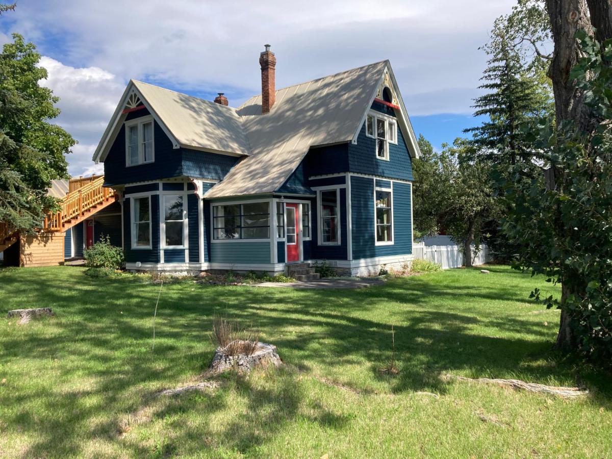 Victorian Guest Getaway-20Mins To Glacier National Park-10Mins To Airport! Columbia Falls Dış mekan fotoğraf