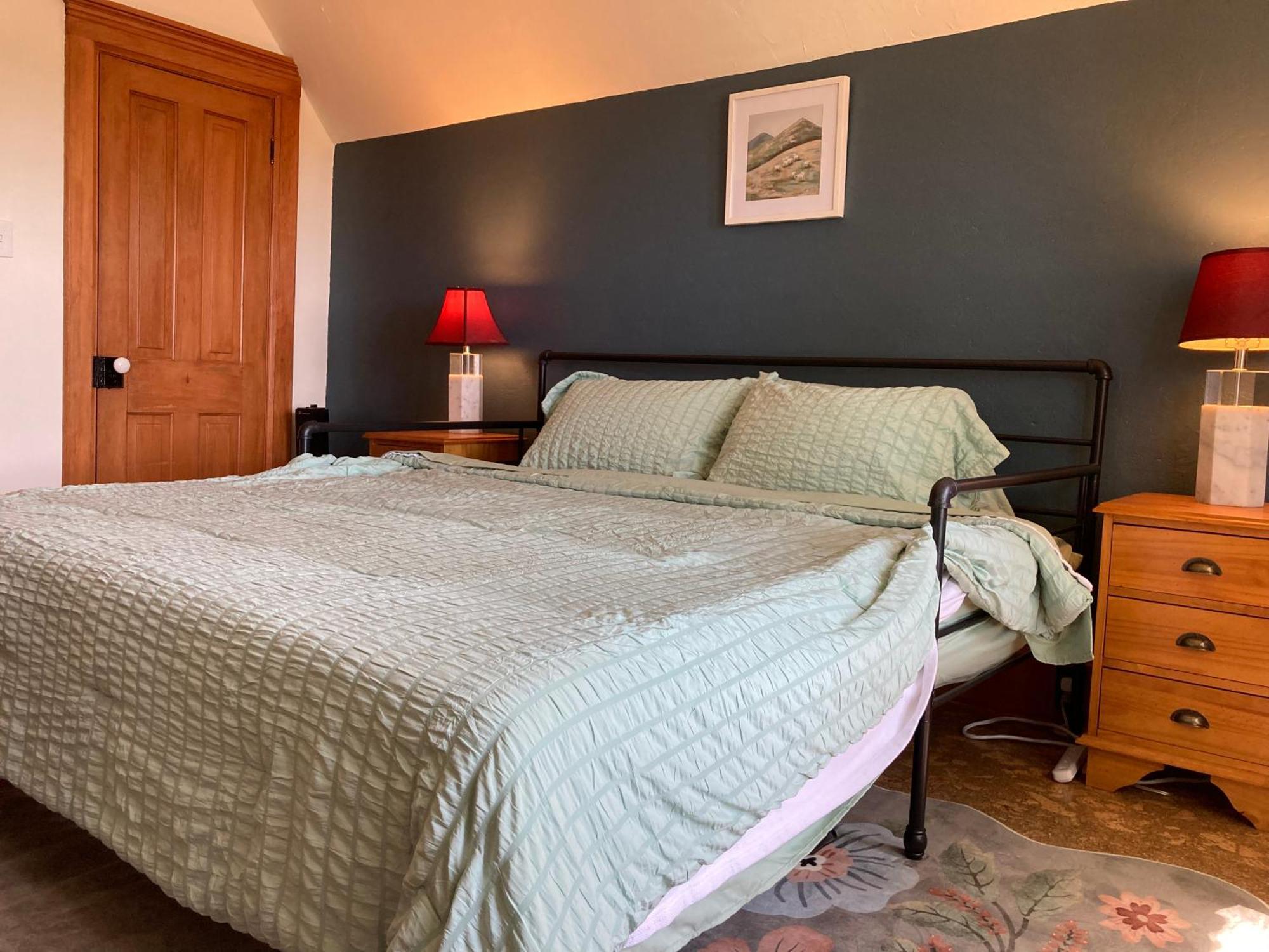 Victorian Guest Getaway-20Mins To Glacier National Park-10Mins To Airport! Columbia Falls Dış mekan fotoğraf